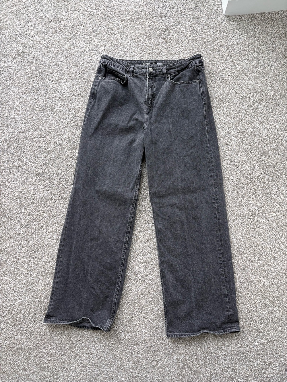 Old Navy Charcoal Straight-Leg Women's Jeans